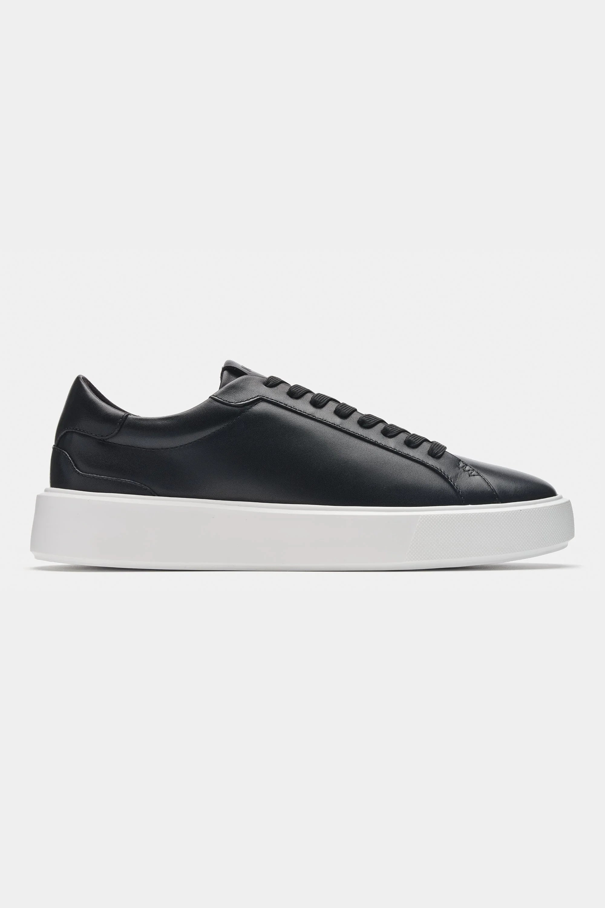THE CLASSIC LEATHER TRAINER - PURECLO