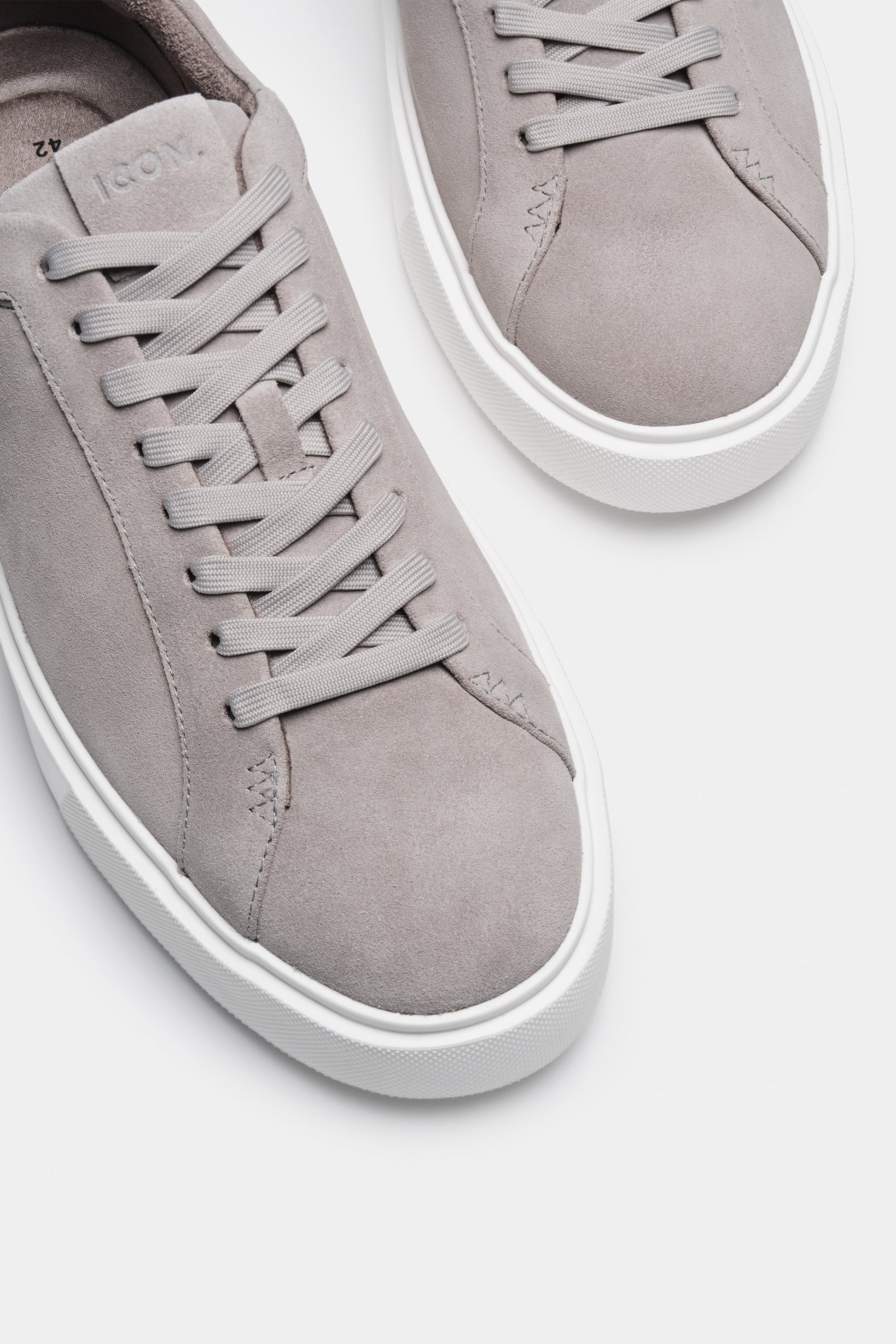 THE CLASSIC SUEDE TRAINER - PURECLO