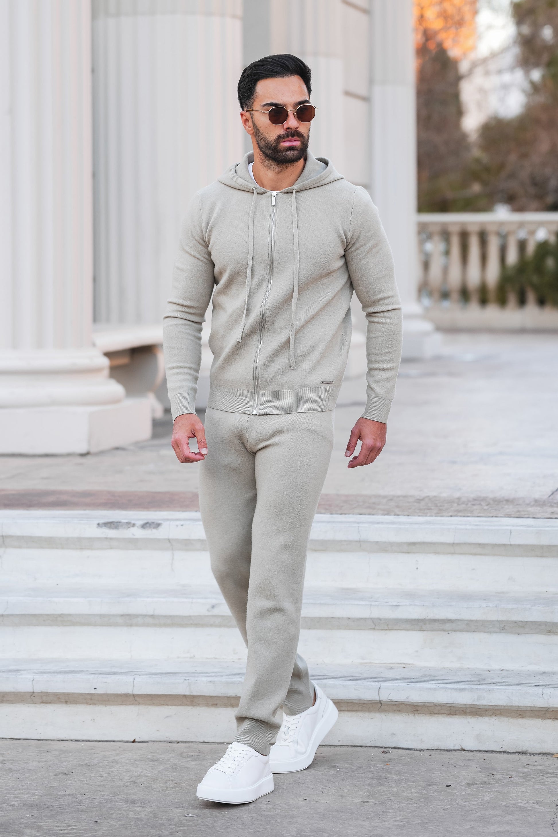 THE ELITE CASHMERE JOGGER - PURECLO