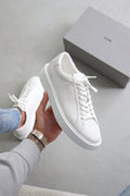 THE CLASSIC LEATHER TRAINER - PURECLO