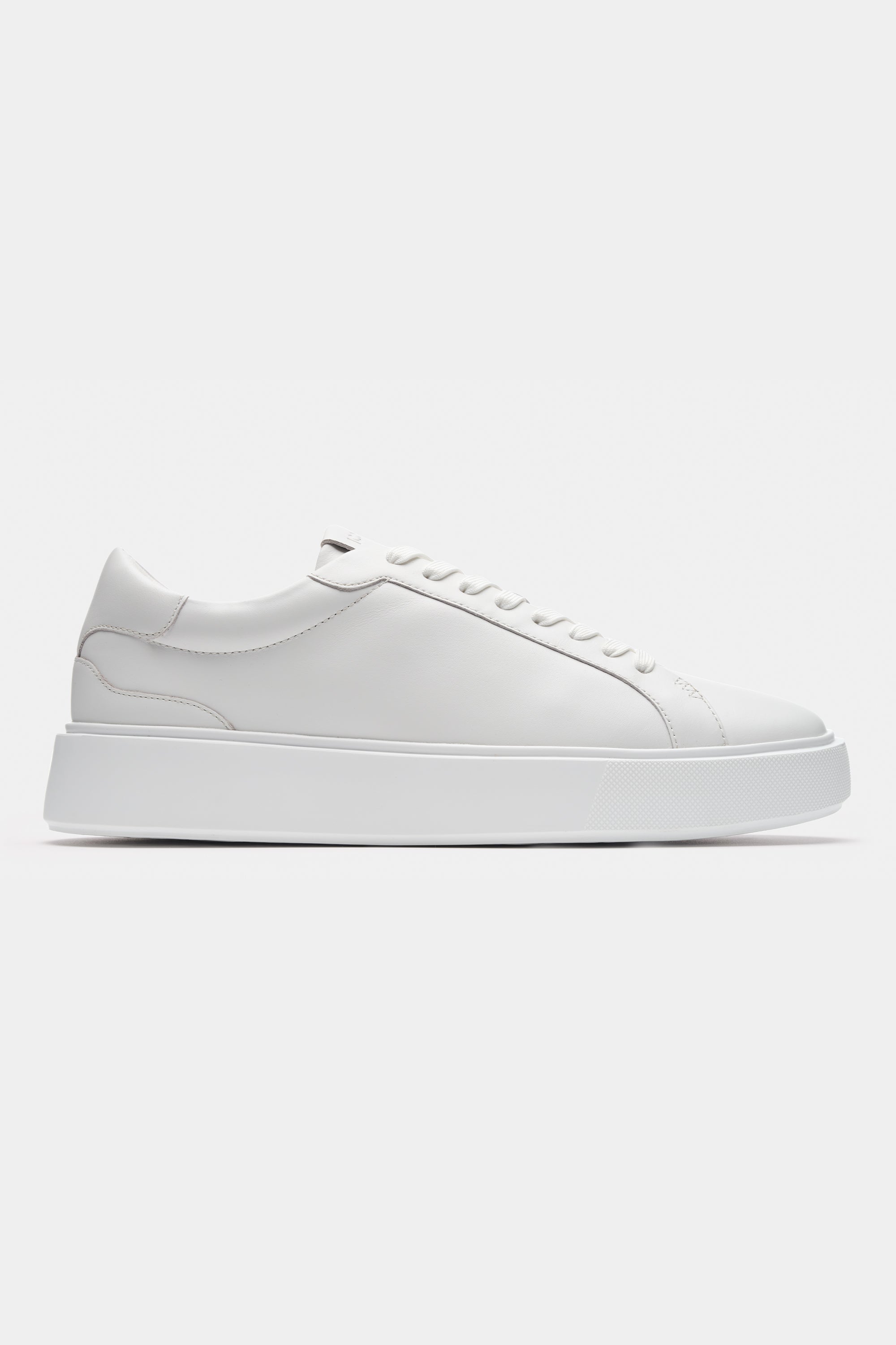 THE CLASSIC LEATHER TRAINER - PURECLO