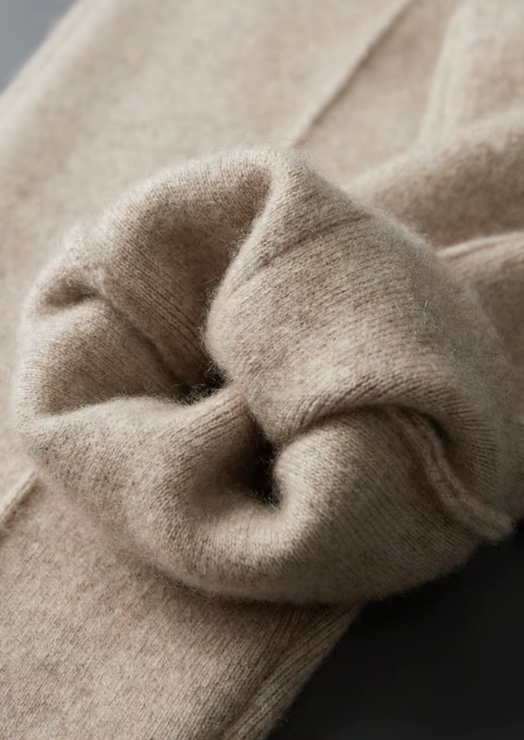 100% CASHMERE LEISURE TROUSERS