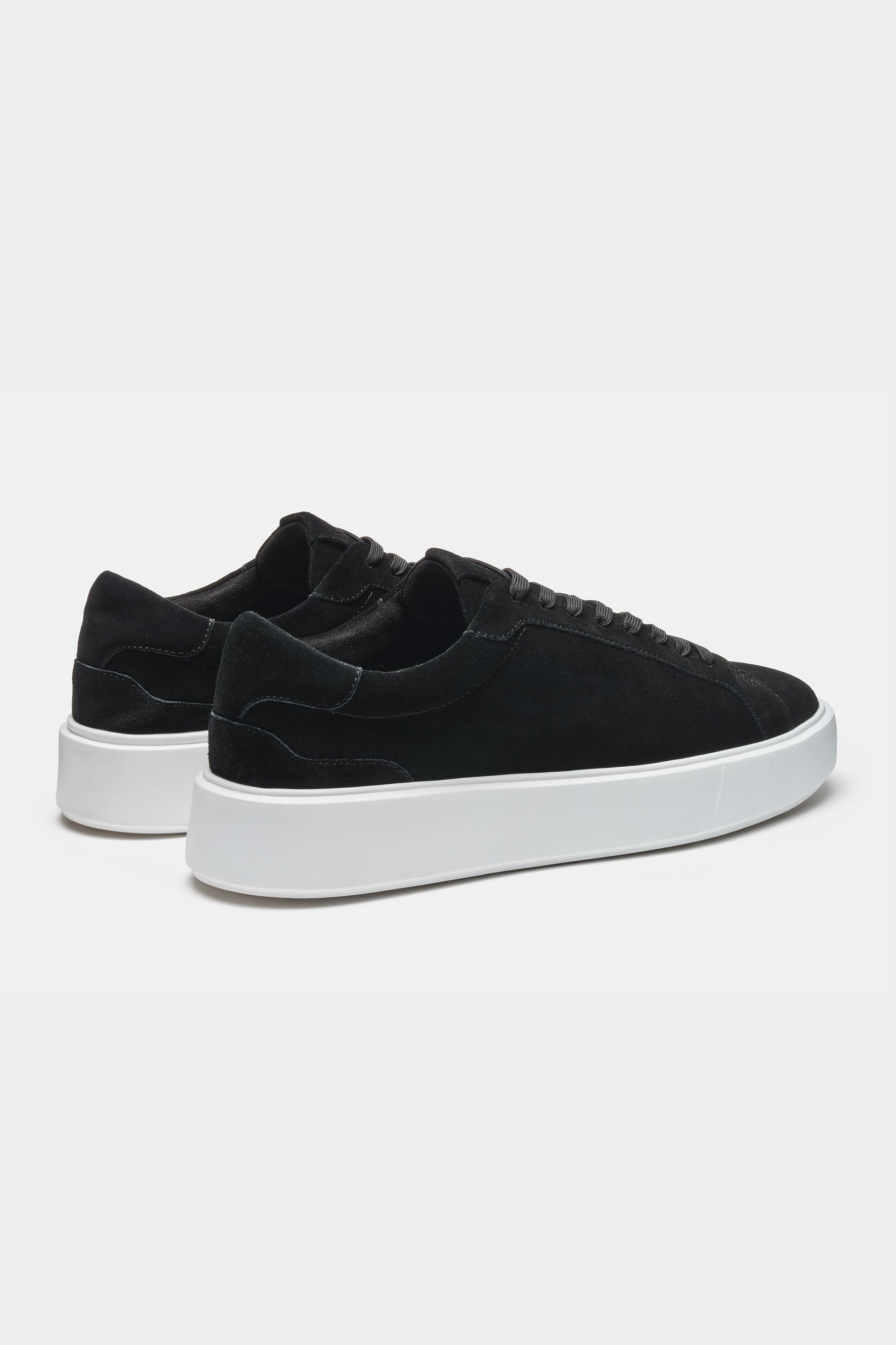 THE CLASSIC SUEDE TRAINER - PURECLO