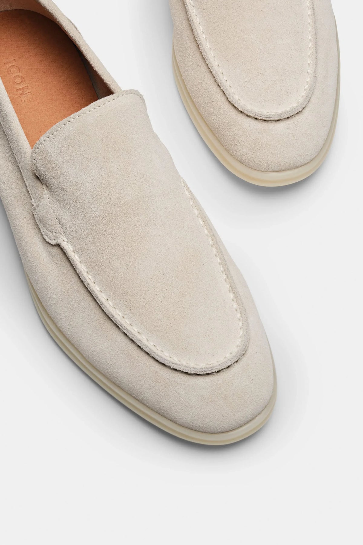 THE CLASSIC LOW LOAFER