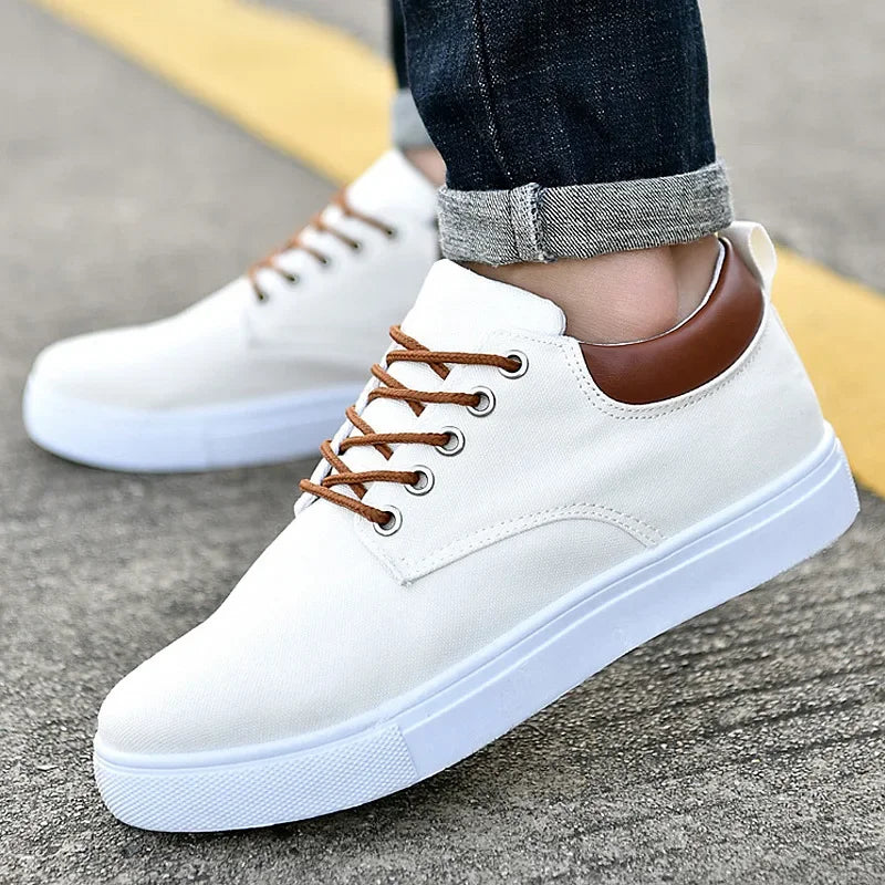 Fashionable Casual Sneakers Made of Canvas - Pure - PURECLO